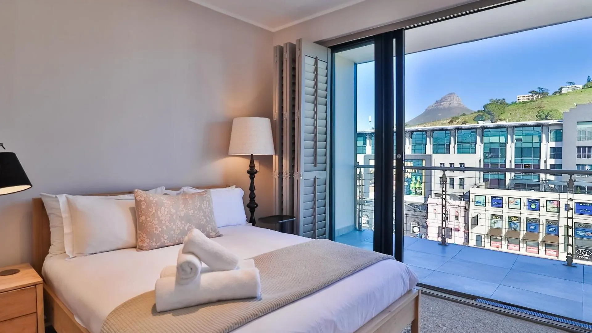 Rockwell 613 By Ctha Apartment Cape Town South Africa