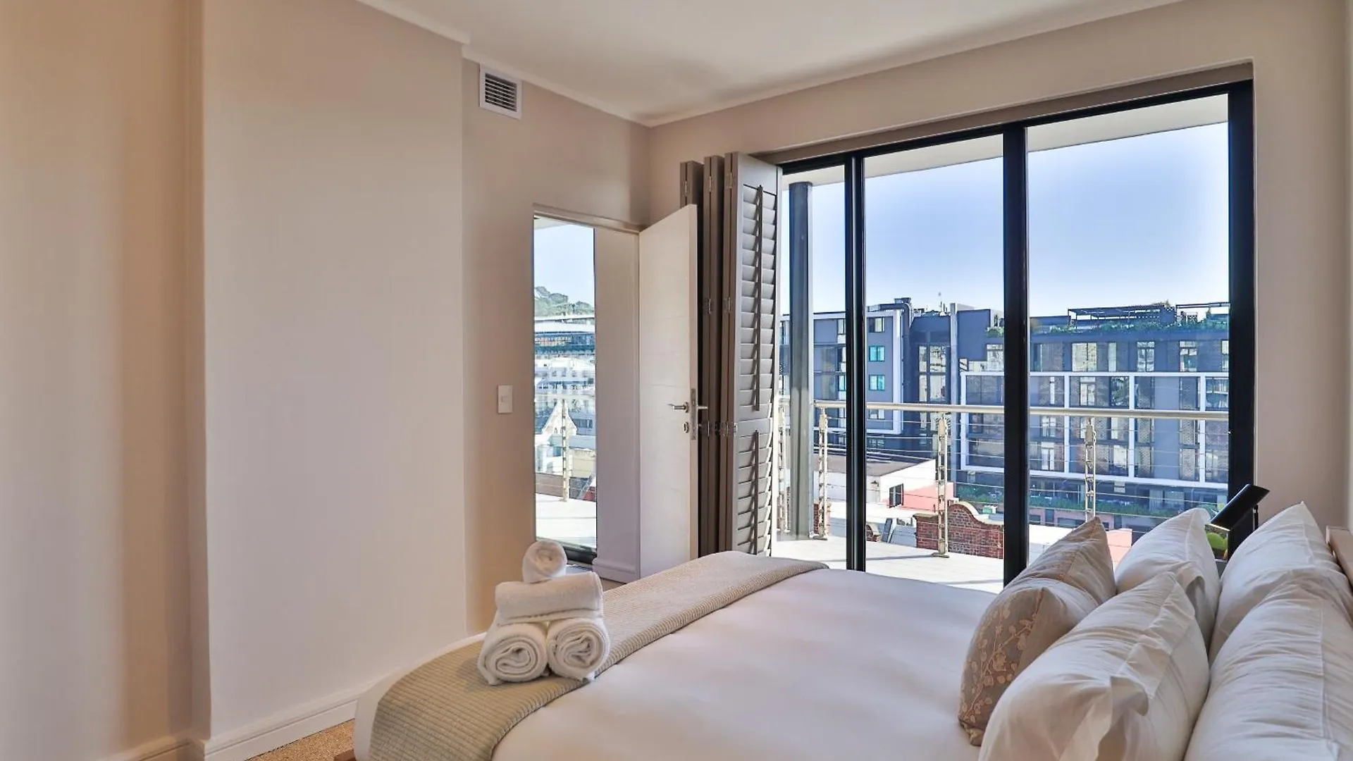 Rockwell 613 By Ctha Apartment Cape Town