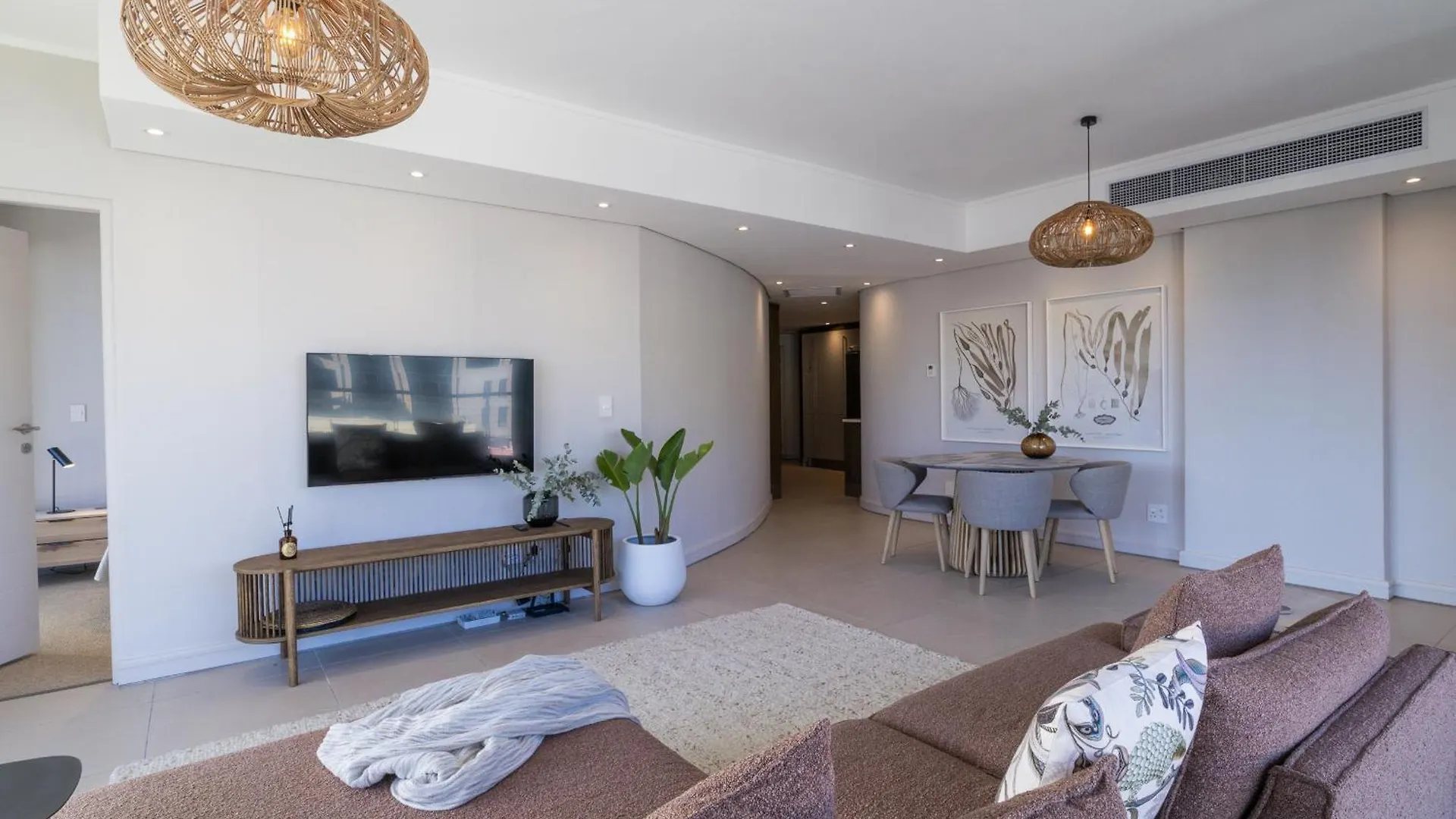 Rockwell 613 By Ctha Apartment Cape Town 0*,