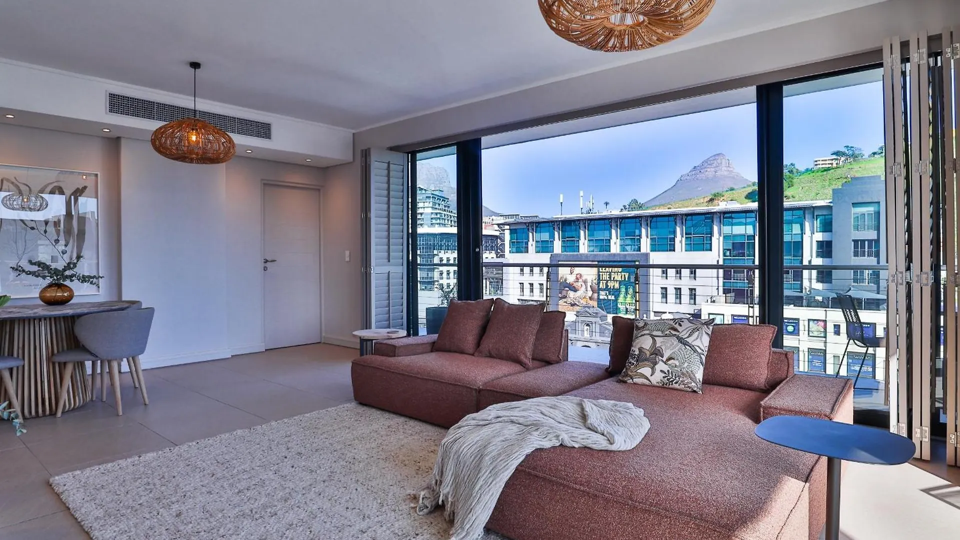 Rockwell 613 By Ctha Apartment Cape Town