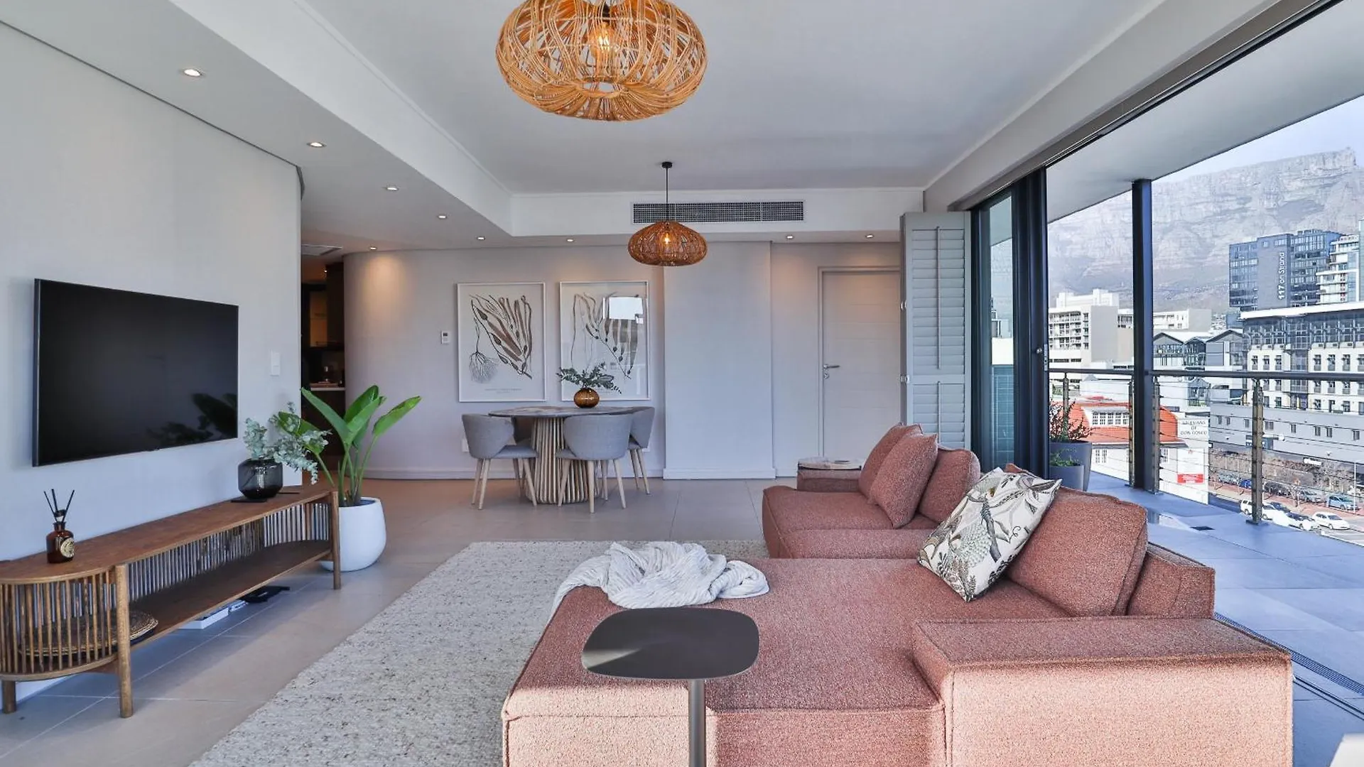 Rockwell 613 By Ctha Apartment Cape Town