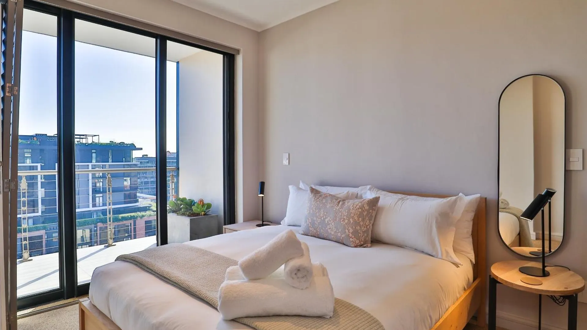 Rockwell 613 By Ctha Apartment Cape Town
